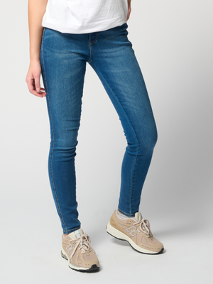 The Original Performance Skinny Jeans - Medium Blue Denim