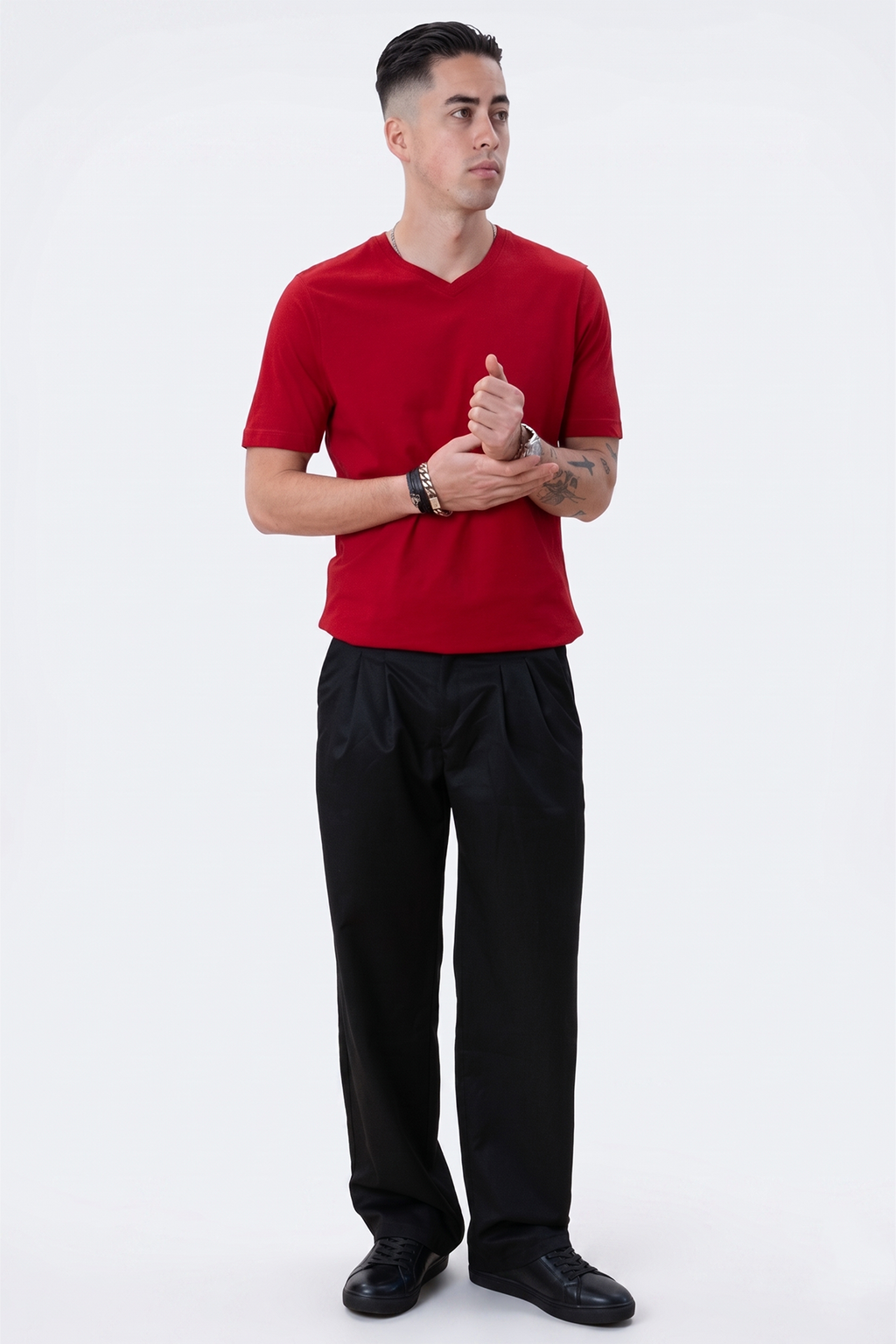 Basic V-neck t-shirt - Red