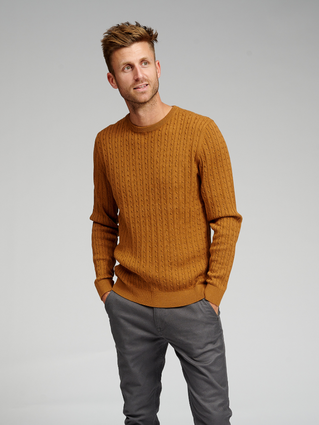 Cable Knit Crewneck - Light Brown