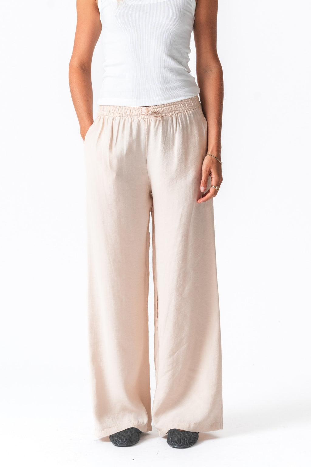 Mia Pants + Chemise MIA (beige) - affaire de forfait