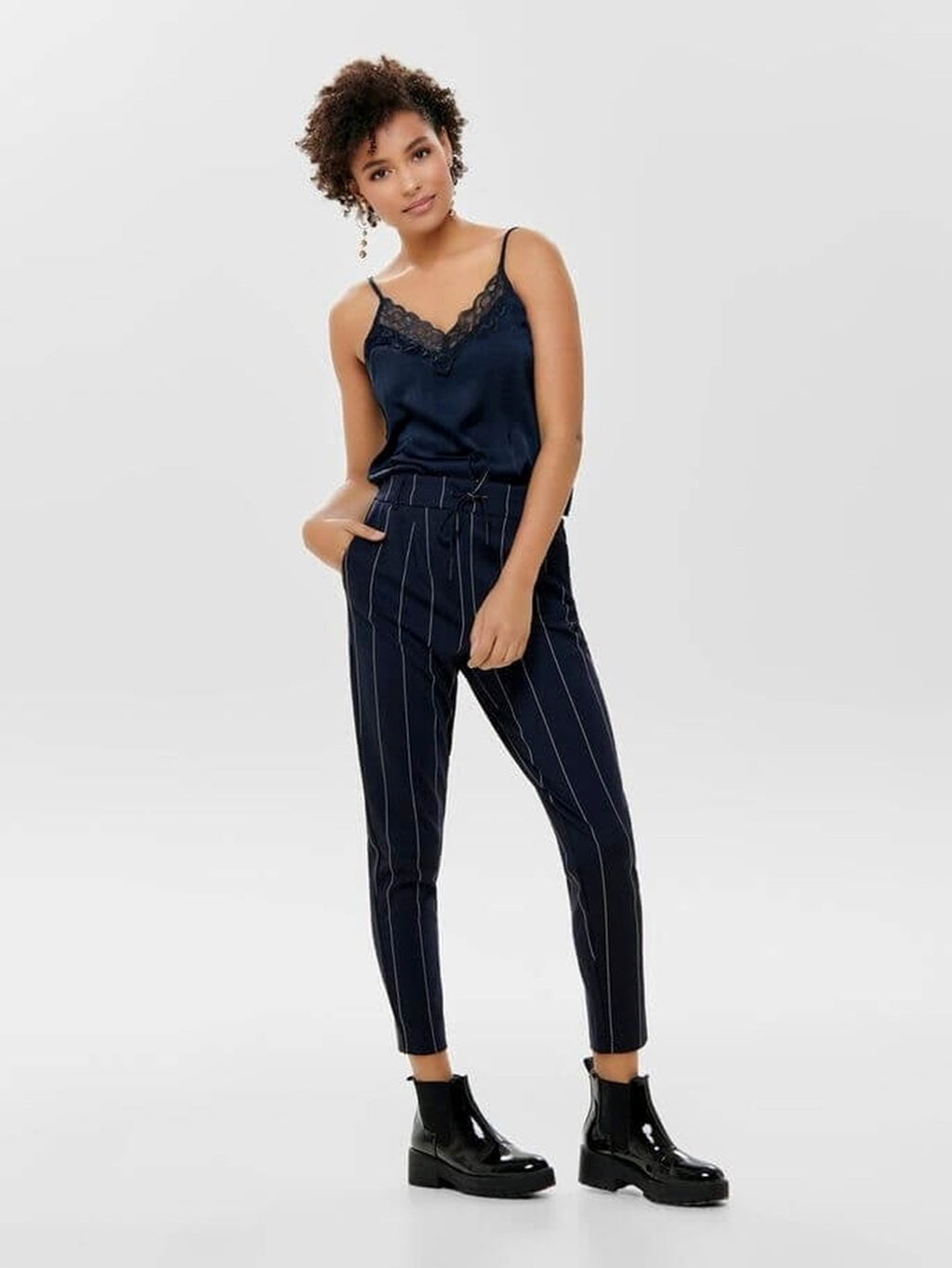 Top détails dentelle - Sky Capstain