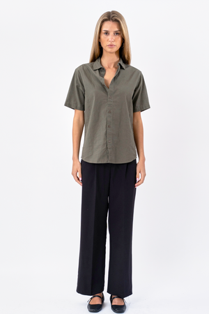 Chemise en lin à manches courtes - armée