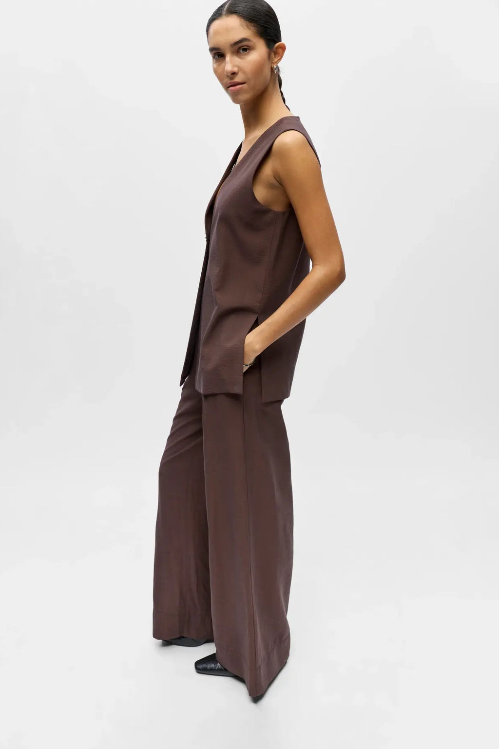 Isla Yui Waistcoat - Seal Brown