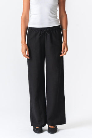 Lilly Pants + Lilly Shirt (White) – Package Deal