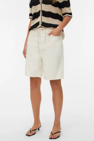 Villa Bermudes Denim Shorts - Écru