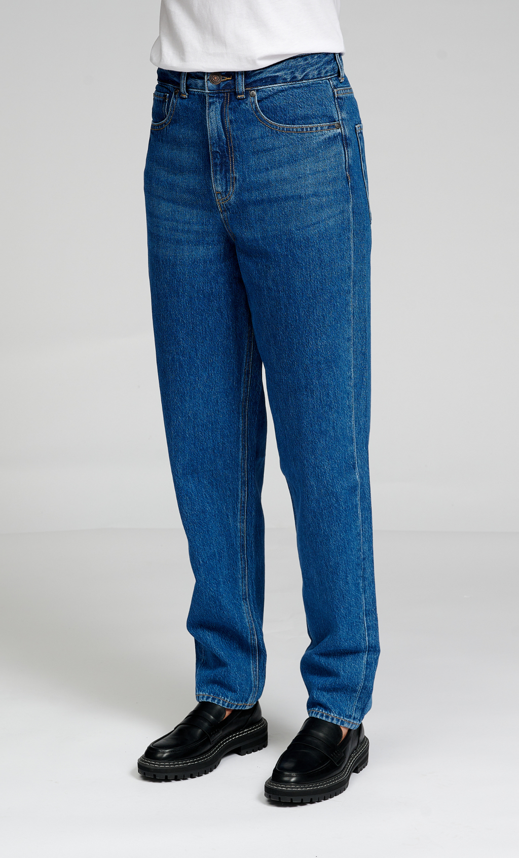 Le jean maman de performance original - denim bleu moyen