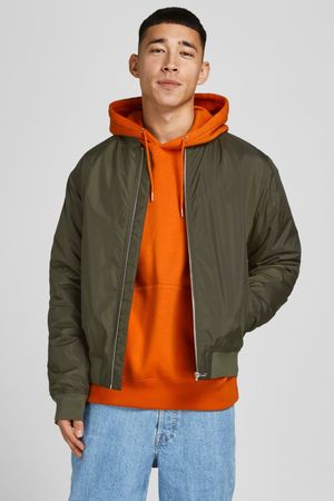 Veste de bombardier en argile - nuit forestière