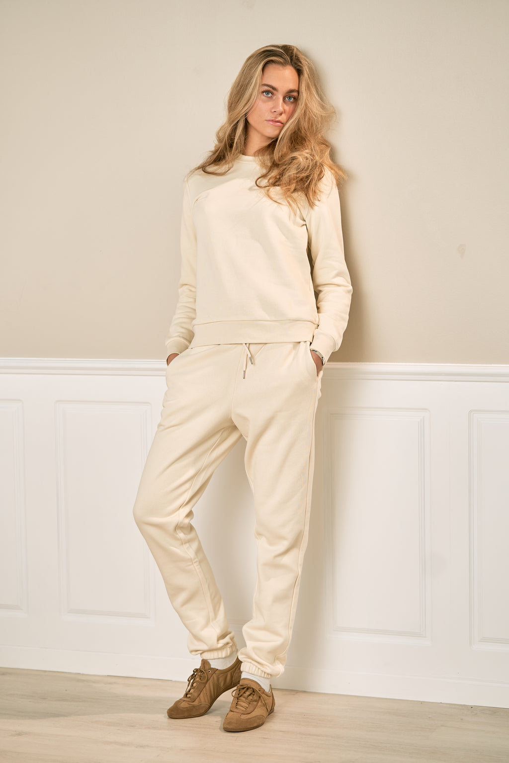 Basic Sweatsuit with crewneck (Light Beige) - Package Deal (Women)