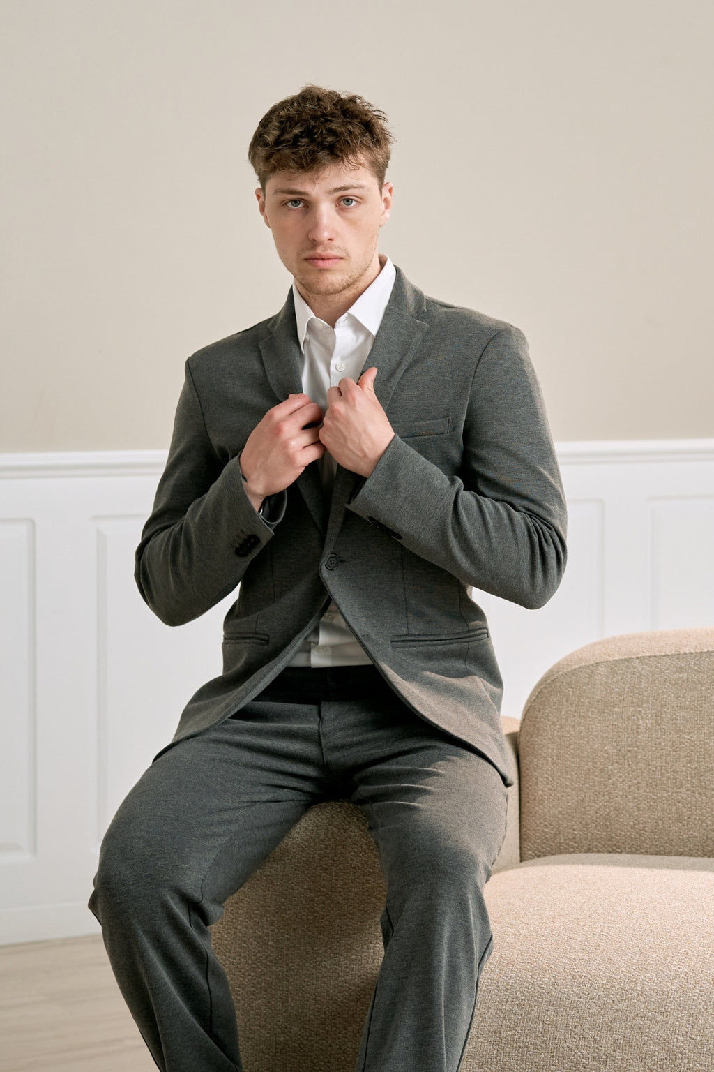 The Original Performance Costume Regular Coupe – (Gris foncé) (V.I.P)