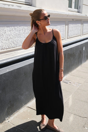 Robe de cheville de Luna Singlet - Black