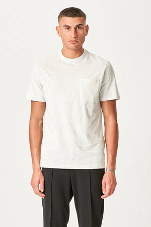 T-shirt avec poche - blanc cassé