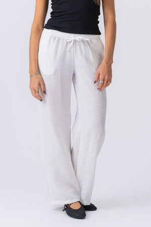 Lilly Pants + Lilly Shirt (White) – Package Deal