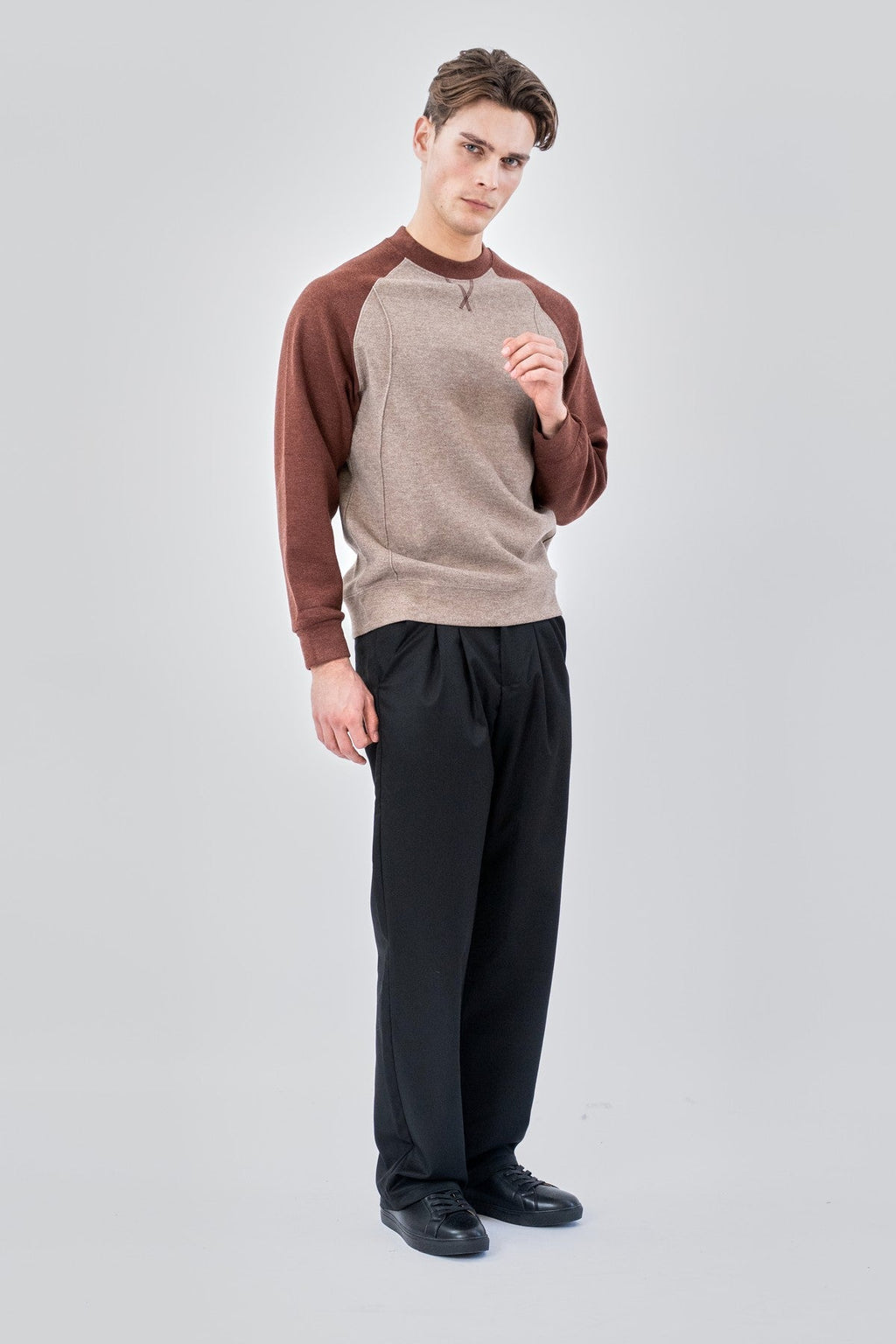 Raglan Sleeve Sweater - Brown