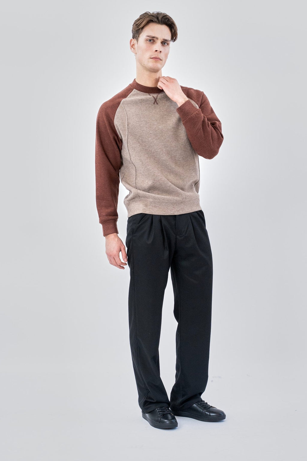 Raglan Sleeve Sweater - Brown