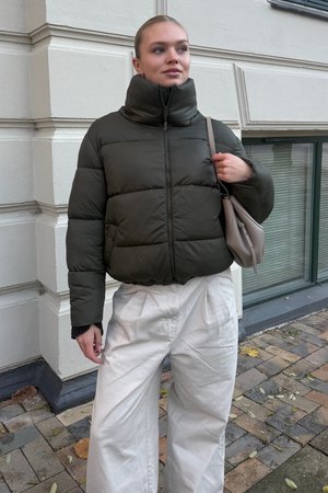 Veste bouffante courte - Olive