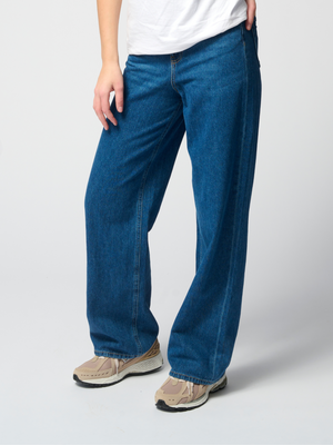 Le jean large de performance original - denim bleu moyen