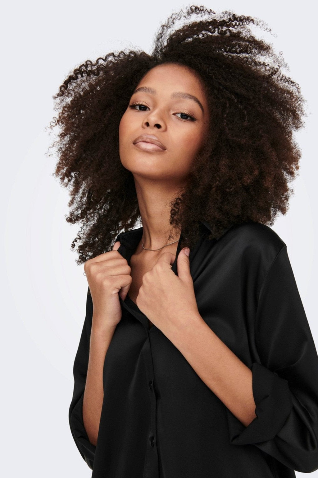 Robe de satin Victoria - noir