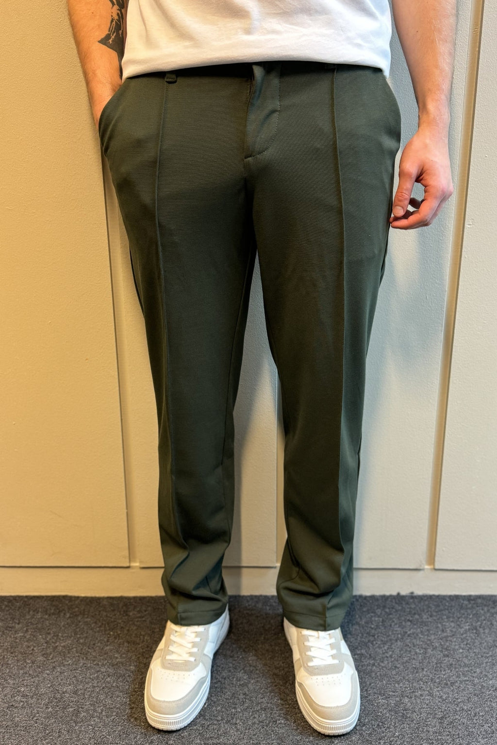 Performance Pants Ajustement lâche - Olive foncé