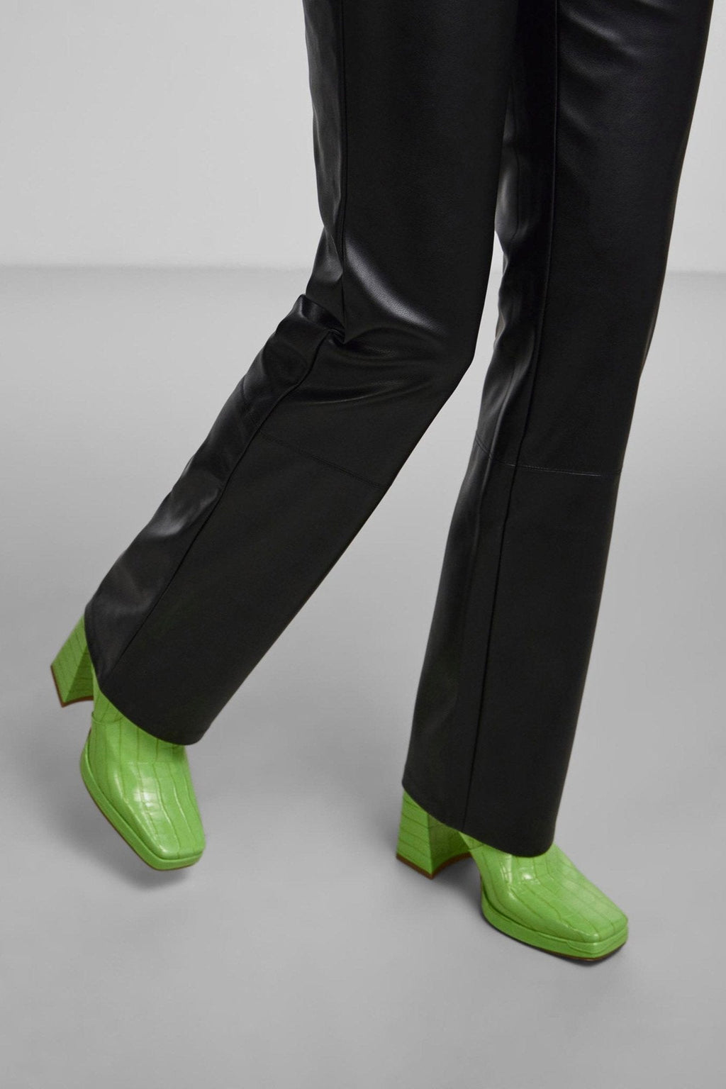 Molla High Waist Bukser - Sort