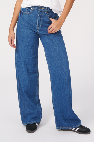 The Original Performance Wide Jeans - Medium Blue Denim