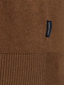Knitted turtleneck sweater - Desert Palm